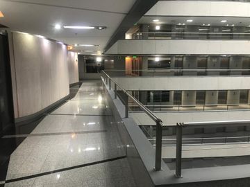 ALQUILER OFICINAS  BS AS PLAZA PUERTO MADERO COCHE