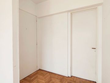 DEPARTAMENTO 3 AMBIENTES BALCON FLORES A CREDITO