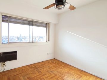 DEPARTAMENTO 3 AMBIENTES BALCON FLORES A CREDITO