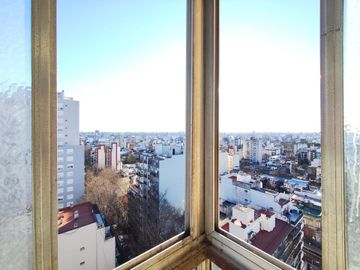 DEPARTAMENTO 3 AMBIENTES BALCON FLORES A CREDITO