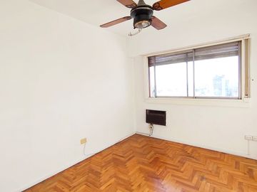 DEPARTAMENTO 3 AMBIENTES BALCON FLORES A CREDITO