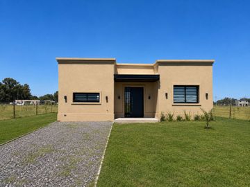 CASA 3 AMBIENTES BARRIO PRIVADO LAS PERDICES 2
