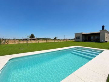 CASA 3 AMBIENTES BARRIO PRIVADO LAS PERDICES 2
