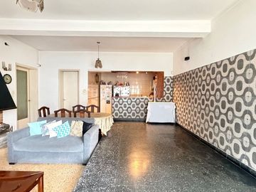 CASA MULTIFAMILIAR GALPÓN TERRAZA APTO CREDITO