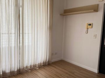 ALQUILER DOS AMBIENTES EN URQUIZA  CONSTITUYENTES