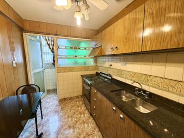VENTA DPTO 2 AMB COCHERA BALCON LUMINOSO