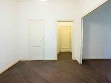 VENTA DEPTO 3 AMB CON DEPENDENCIA CONSTITUCION