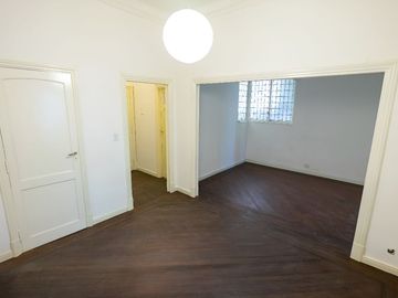 VENTA DEPTO 3 AMB CON DEPENDENCIA CONSTITUCION