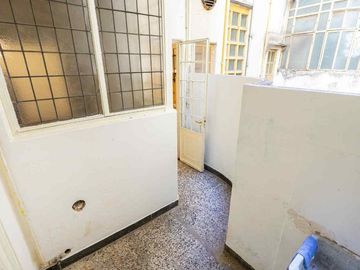 VENTA DEPTO 3 AMB CON DEPENDENCIA CONSTITUCION