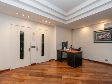 VENTA 2 AMBIENTES VISTA AL RIO NUÑEZ CON COCHERA