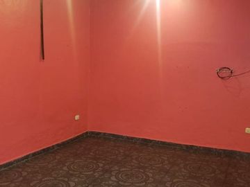 Venta casa 3 ambientes Gonzalez Catan