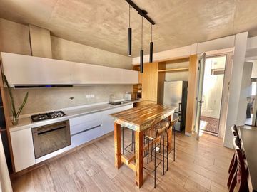 Venta depto triplex 3 amb con cochera y terreaza!