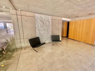 Venta depto triplex 3 amb con cochera y terreaza!