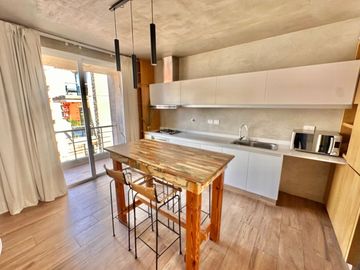 Venta depto triplex 3 amb con cochera y terreaza!
