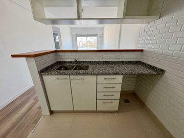 VENTA 2 AMB CON COCHERA FIJA PALERMO HOLYWOOD