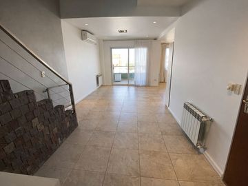 Penthouse 6 amb c/2 coch en Lanús Oeste