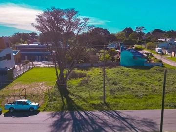 VENTA LOTE 364 M2 FRENTE AL MAR, LOS ACANTILADOS