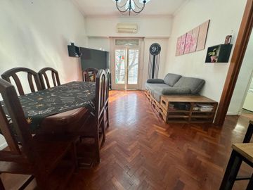 VENTA 3 AMB BALCÓN AL FRENTE 2°X ESC SOL en FLORES