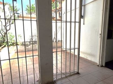 PH 3 ambientes/Patio. Apto Crédito Venta. Banfield