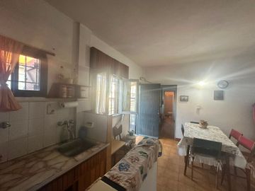 CASA EN PH CON GALPÓN VENTA MAR DEL TUYÚ