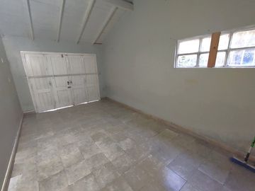 Venta Casa Pinamar 3 dormitorios y dep a 70 mt Mar