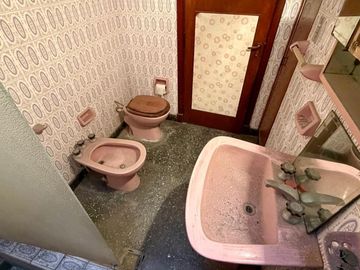 LOCAL 60MTS EN VENTA VALENTIN ALSINA CON VIVIENDA