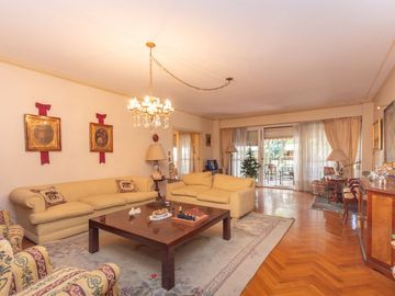 Venta Depto Belgrano 4 Amb con Dependencia Cochera
