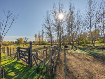 VENTA CASA 5 AMB LUJAN LAS LILAS CHACRAS DE CAMPO