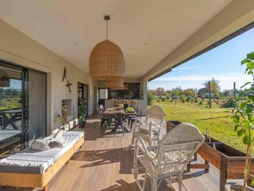 VENTA CASA 5 AMB LUJAN LAS LILAS CHACRAS DE CAMPO