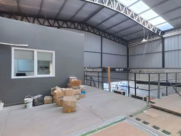 VENTA GALPON/DEPOSITO SOBRE RUTA 28 OPORTUNIDAD