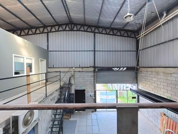 VENTA GALPON/DEPOSITO SOBRE RUTA 28 OPORTUNIDAD