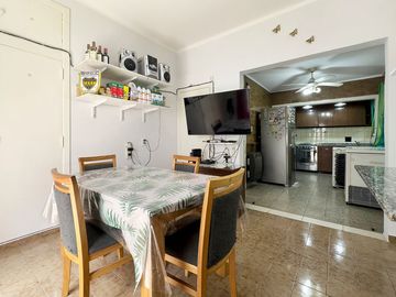 VILLA SARMIENTO VENTA CHALET 3-4 AMB A MTS GAONA