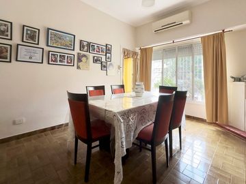 VILLA SARMIENTO VENTA CHALET 3-4 AMB A MTS GAONA