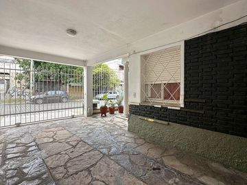 VILLA SARMIENTO VENTA CHALET 3-4 AMB A MTS GAONA