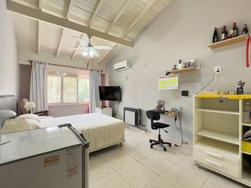 VILLA SARMIENTO VENTA CHALET 3-4 AMB A MTS GAONA