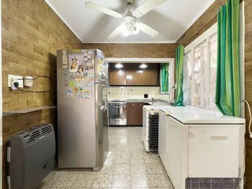 VILLA SARMIENTO VENTA CHALET 3-4 AMB A MTS GAONA