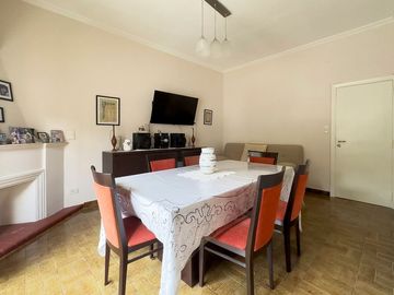 VILLA SARMIENTO VENTA CHALET 3-4 AMB A MTS GAONA