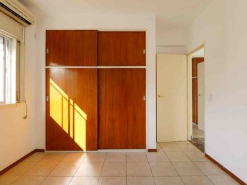 Venta dep. 3 amb Almagro, c/balc y coch. c/renta
