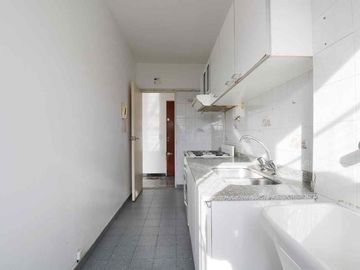 Venta dep. 3 amb Almagro, c/balc y coch. c/renta
