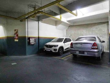 Venta dep. 3 amb Almagro, c/balc y coch. c/renta