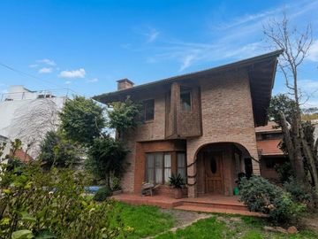 Venta Comercio 906m2 Panam casi Thames San Isidro