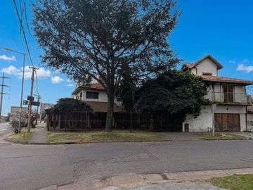 Venta Comercio 906m2 Panam casi Thames San Isidro