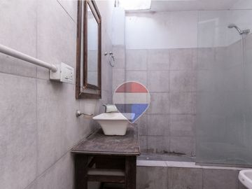PH EN VENTA LANUS 3 HABITACIONES - OPORTUNIDAD
