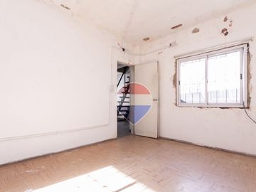 PH EN VENTA LANUS 3 HABITACIONES - OPORTUNIDAD