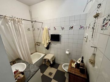 VENTA CASA 4 AMBIENTES PARQUE BELLA VISTA
