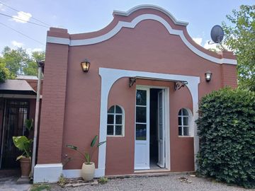 VENTA CASA 4 AMBIENTES PARQUE BELLA VISTA