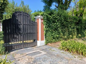 VENTA CASA 4 AMBIENTES PARQUE BELLA VISTA