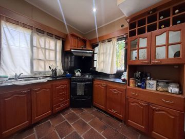 Casa 3 amb+depto 3 amb c/coch,patio venta en BLOCK