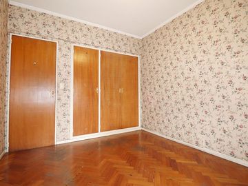 VENTA DEPARTAMENTO 4 amb. balcón Parque Chacabuco