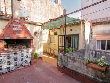 VENTA PH 3 AMB C/PATIO Y COCHERAS- APTO CREDITO